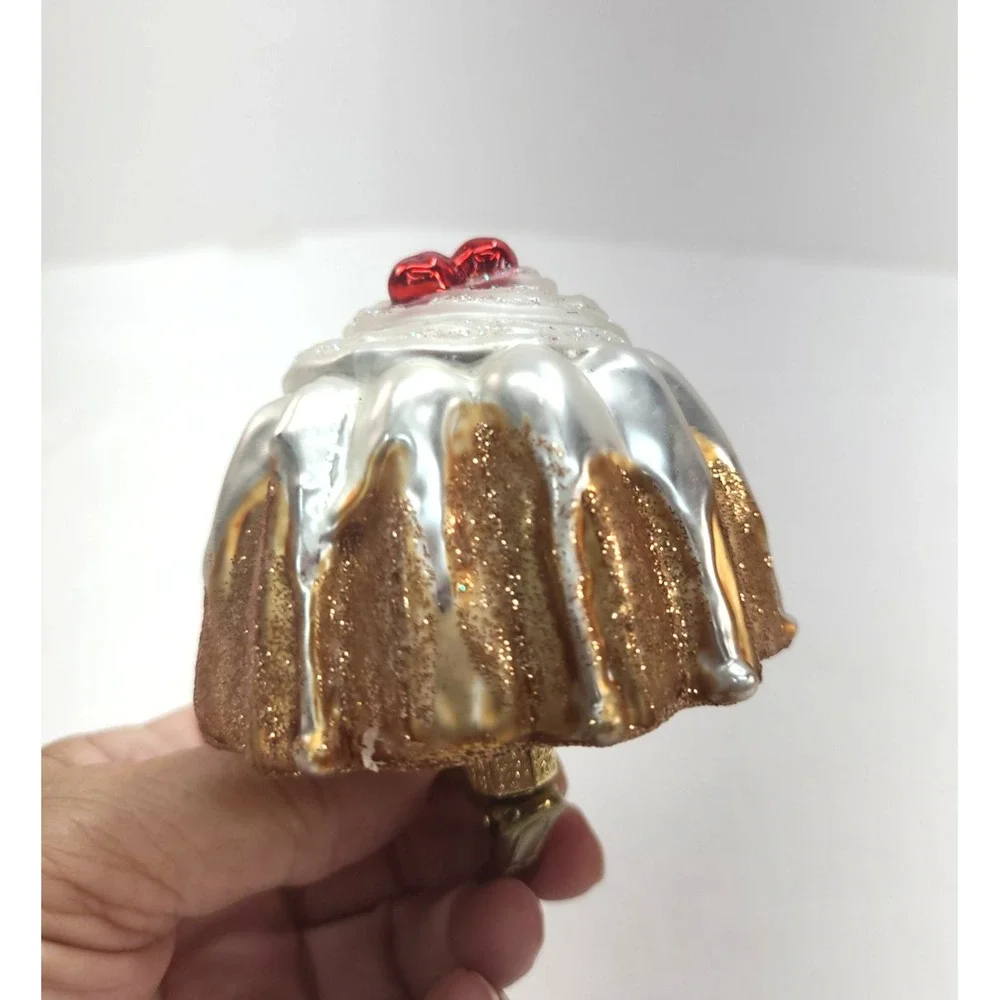 Old World Christmas Bundt Cake Clip on Ornament 3